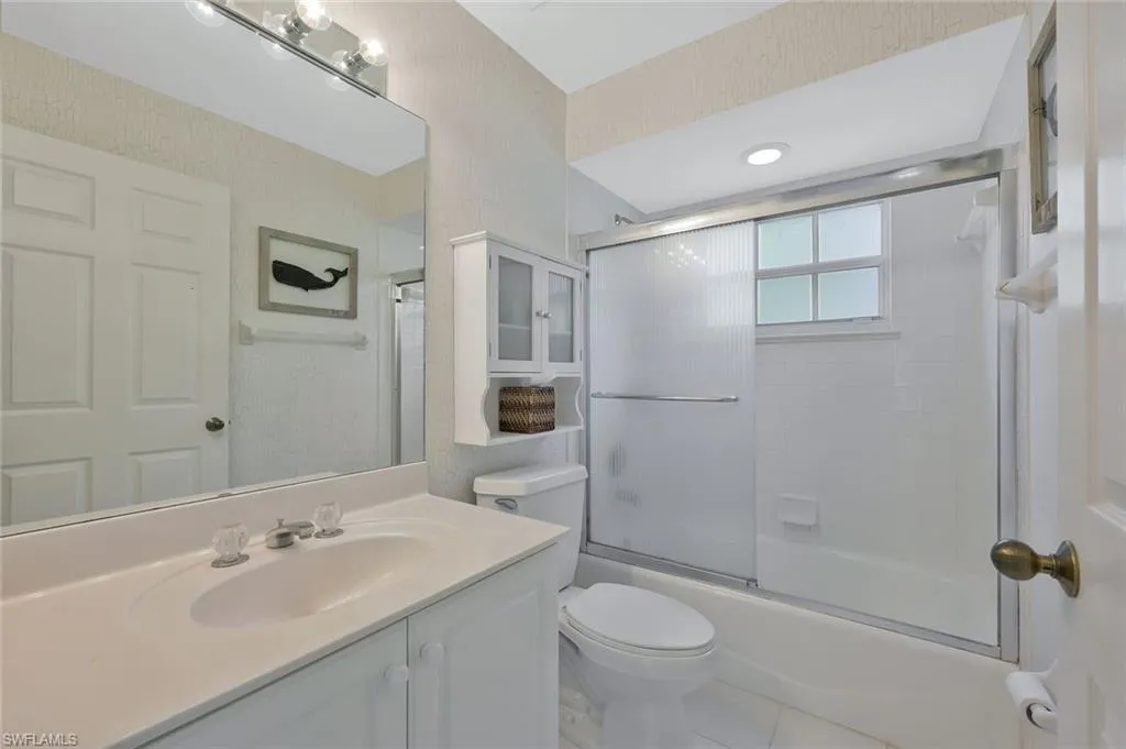 180 Via Perignon, Naples, FL 34119,225061720