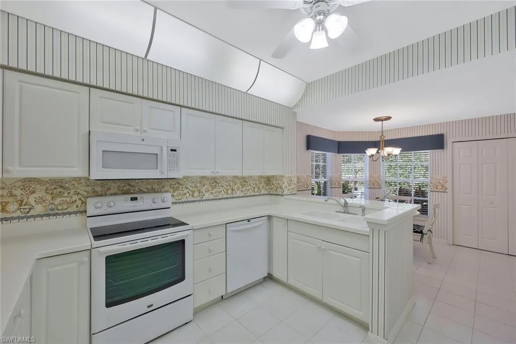 180 Via Perignon, Naples, FL 34119,225061720