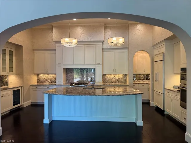 New Kitchen Update - White Island and Pantry