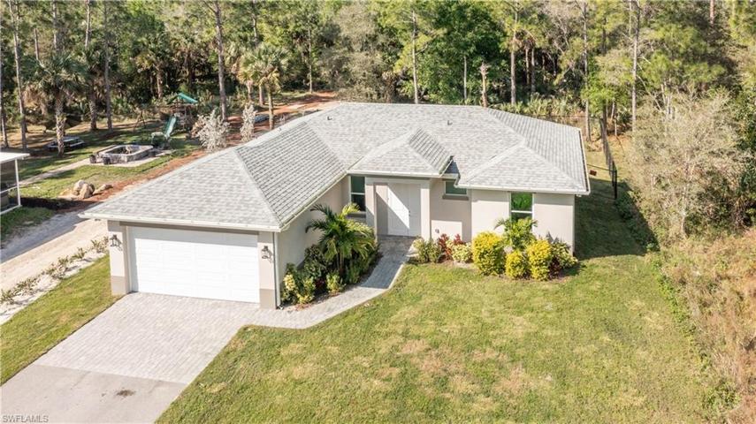 2827  Desoto S BLVD, Naples, FL 34117