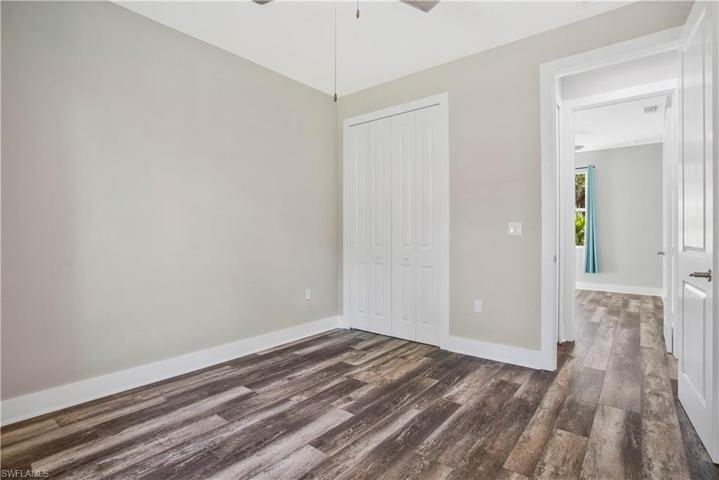 2827  Desoto S BLVD, Naples, FL 34117