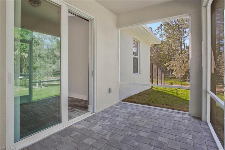 2827  Desoto S BLVD, Naples, FL 34117