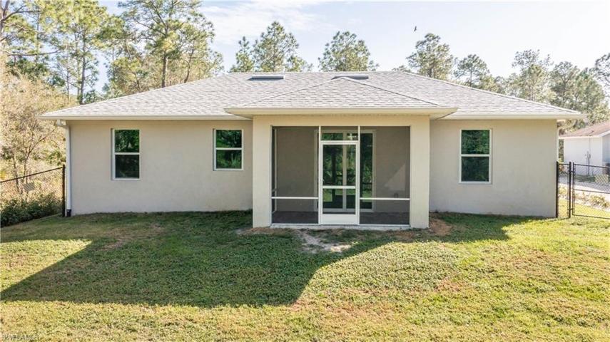 2827  Desoto S BLVD, Naples, FL 34117
