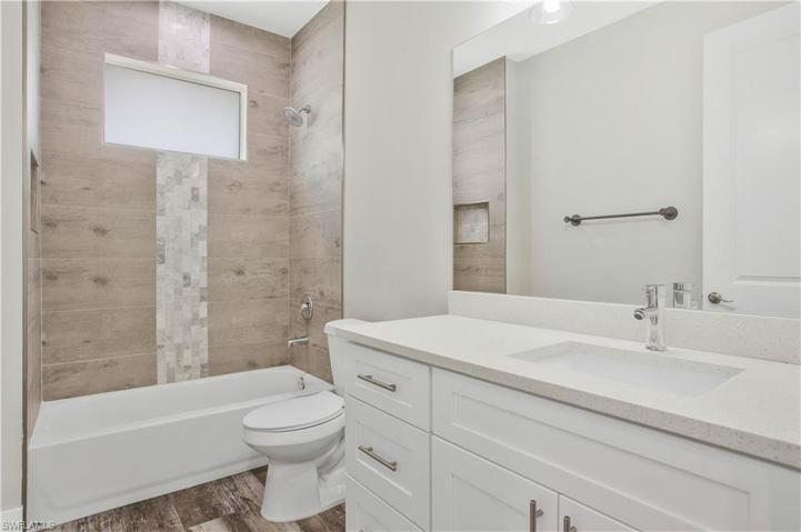 2827  Desoto S BLVD, Naples, FL 34117