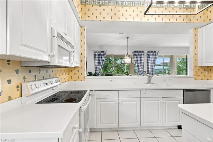 620 Vintage Reserve Ln C, Naples, Florida 34119