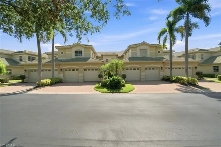 620 Vintage Reserve Ln C, Naples, Florida 34119