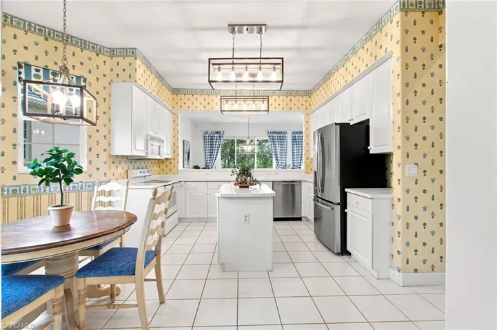 620 Vintage Reserve Ln C, Naples, Florida 34119