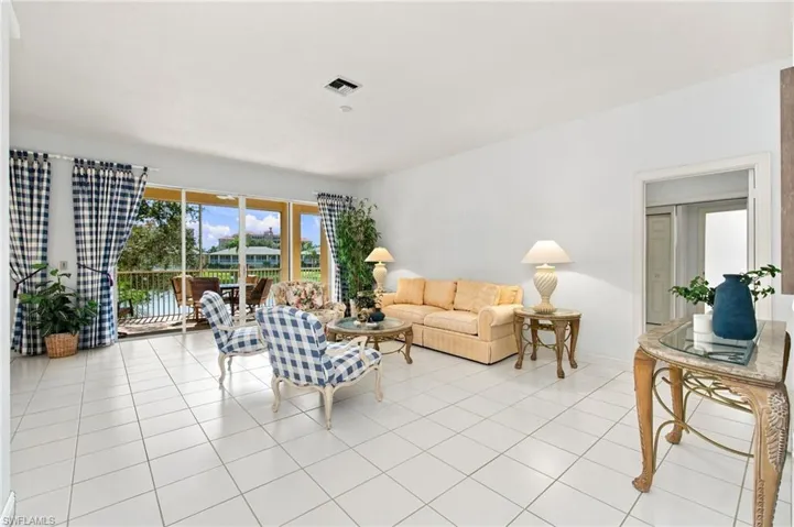 620 Vintage Reserve Ln C, Naples, Florida 34119