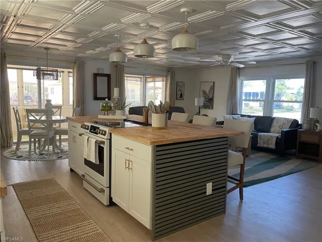 5527  Colonial  RD, North Fort Myers, FL 33917