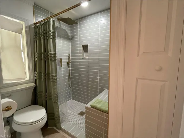5527  Colonial  RD, North Fort Myers, FL 33917