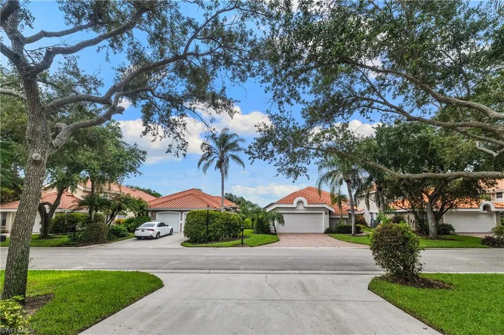 127 Napa Ridge WAY, Naples, FL 34119,225061193