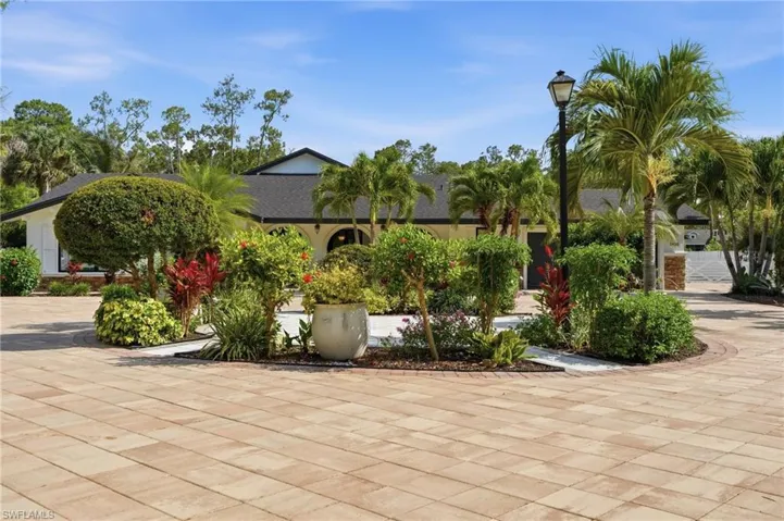 5930 Sea Grass Ln, Naples, Florida 34116