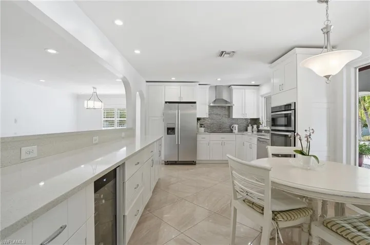 5930  Sea Grass  LN, Naples, FL 34116