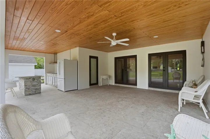 5930 Sea Grass Ln, Naples, Florida 34116