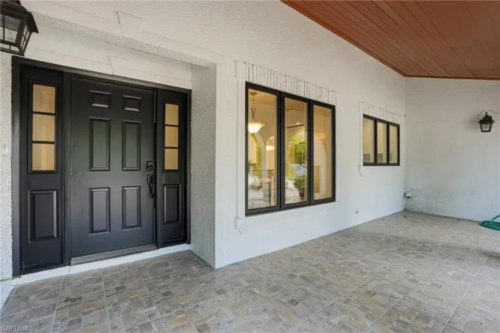 5930  Sea Grass  LN, Naples, FL 34116