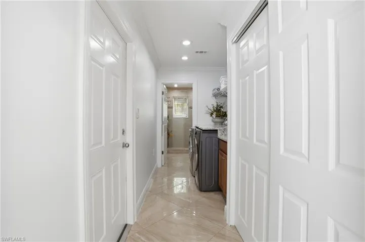 5930  Sea Grass  LN, Naples, FL 34116
