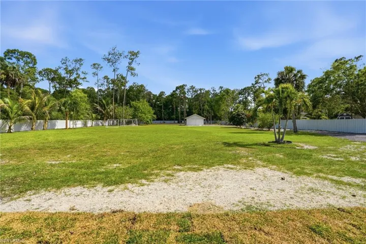5930  Sea Grass  LN, Naples, FL 34116