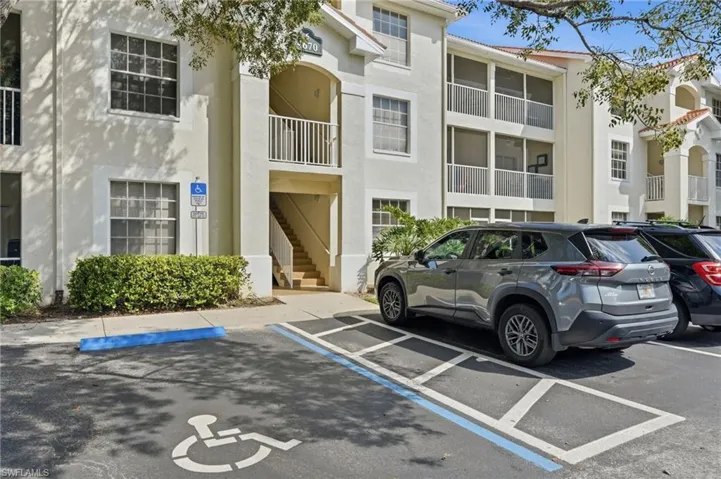 4670 Saint Croix Ln 627, Naples, Florida 34109