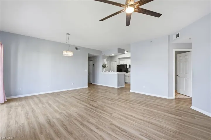 4670 Saint Croix Ln 627, Naples, Florida 34109