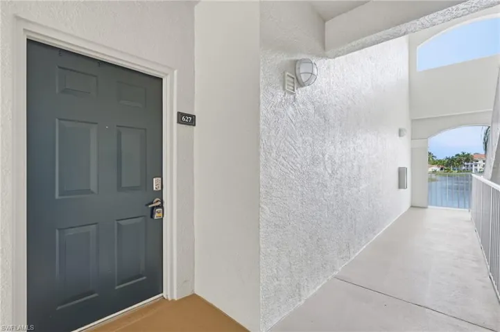 4670 Saint Croix Ln 627, Naples, Florida 34109