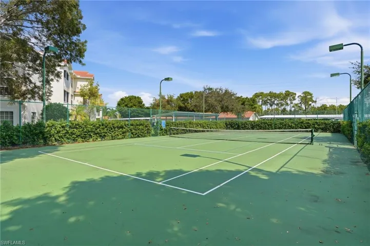 4670 Saint Croix Ln 627, Naples, Florida 34109
