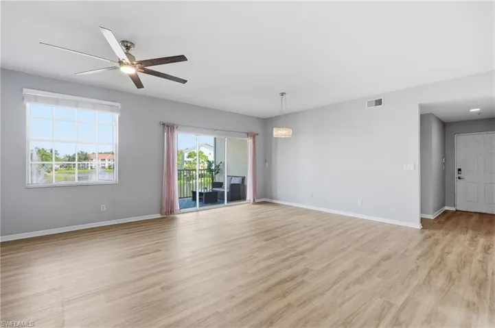 4670 Saint Croix Ln 627, Naples, Florida 34109