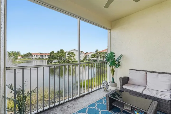 4670 Saint Croix Ln 627, Naples, Florida 34109
