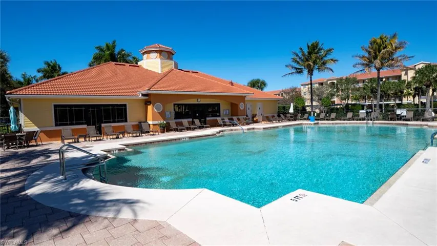 8320 Whiskey Preserve Cir 338, Fort Myers, Florida 33919