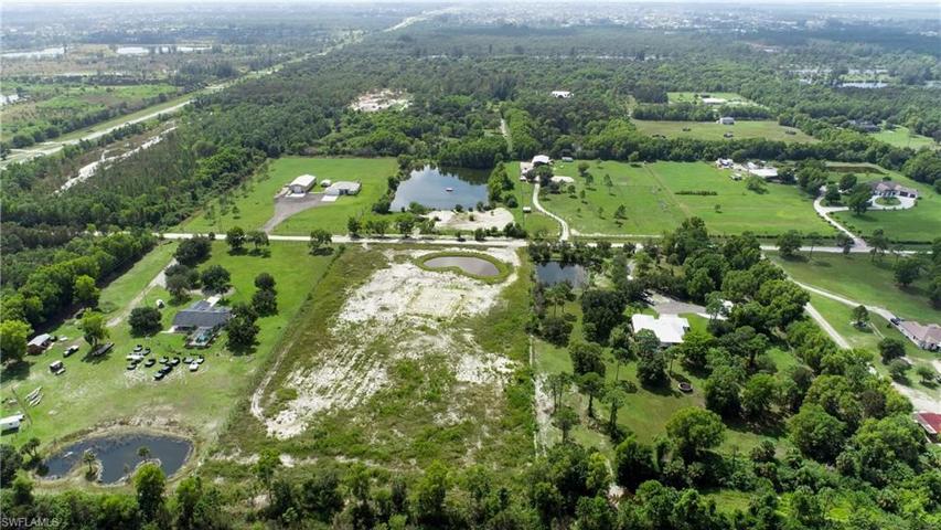 3301  Sand  RD, Cape Coral, FL 33993
