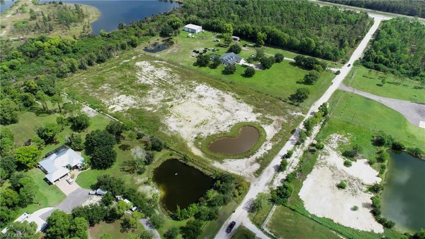 3301  Sand  RD, Cape Coral, FL 33993