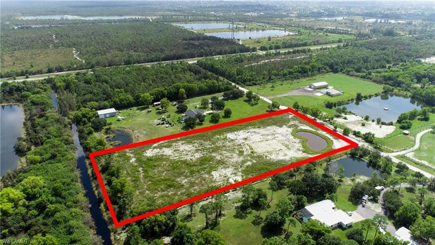 3301  Sand  RD, Cape Coral, FL 33993