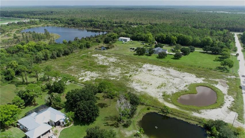 3301  Sand  RD, Cape Coral, FL 33993