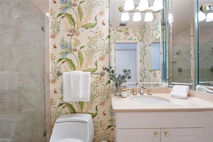 Guest Bath 1