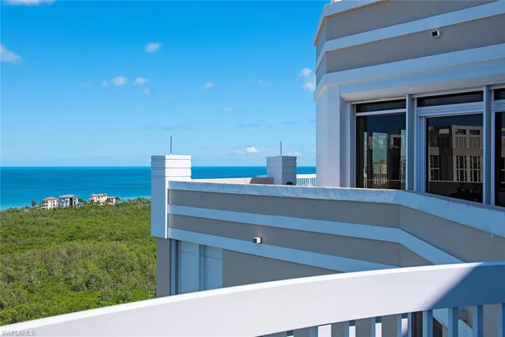Expansive balconies