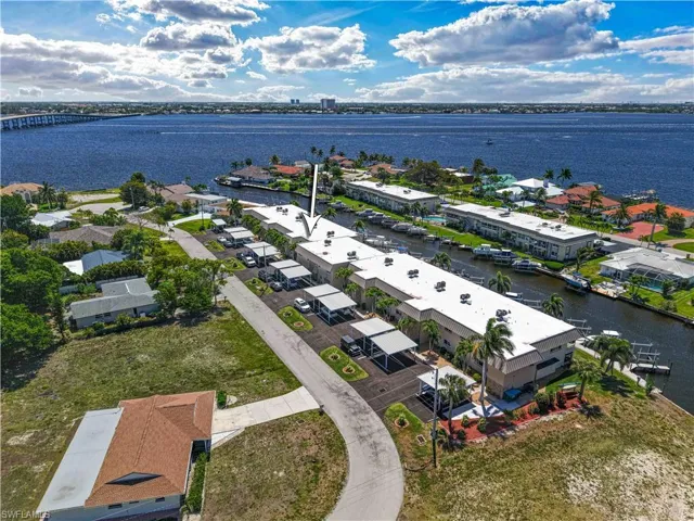 1730 Sandy Cir 105, Cape Coral, Florida 33904