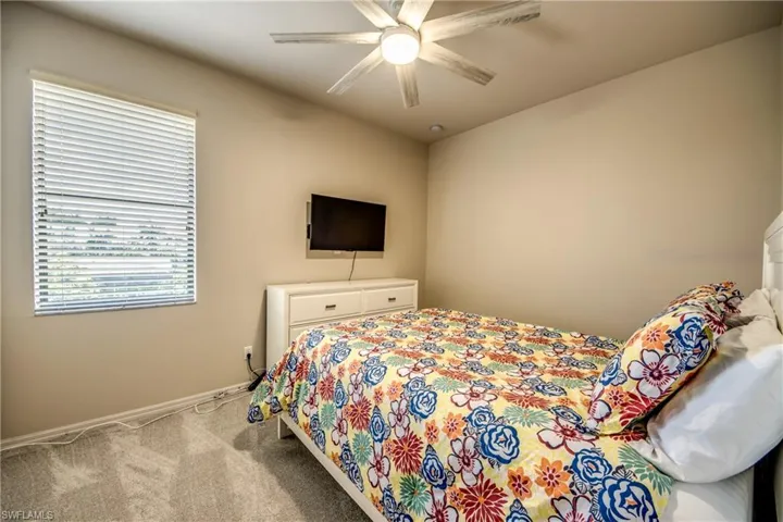 5601 Del Rio Ct, Cape Coral, Florida 33904