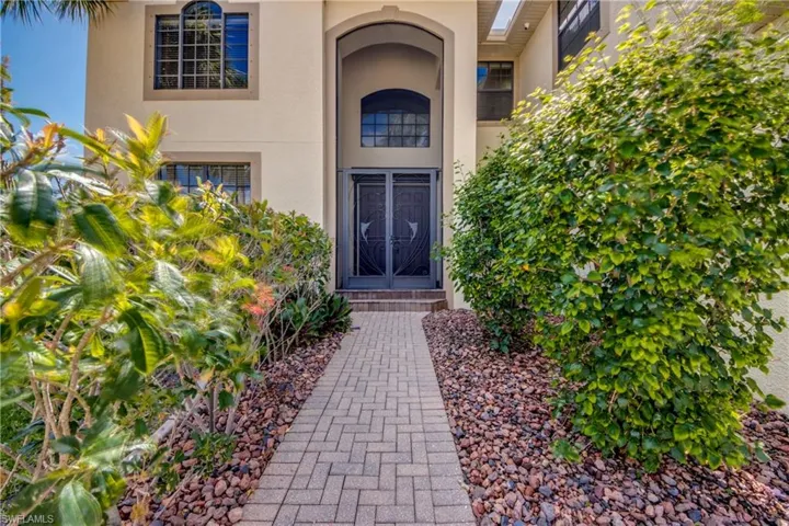5601 Del Rio Ct, Cape Coral, Florida 33904