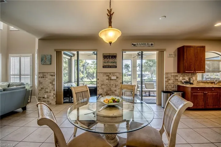 5601 Del Rio Ct, Cape Coral, Florida 33904