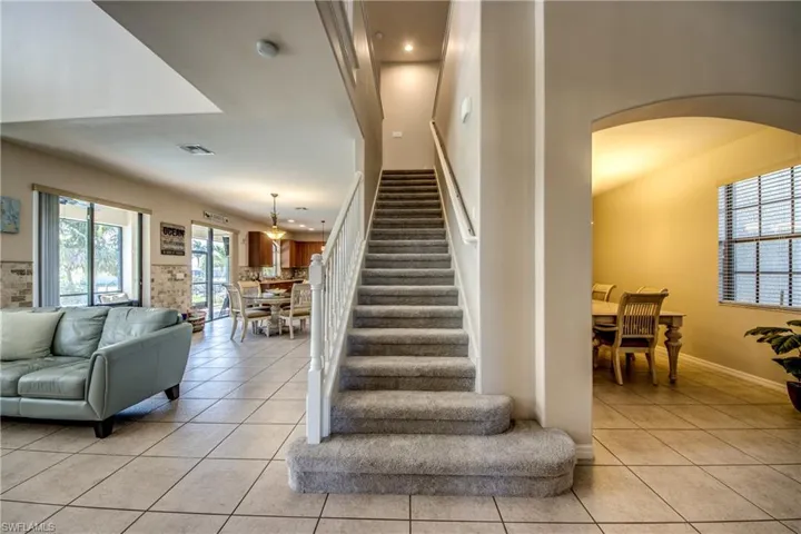 5601 Del Rio Ct, Cape Coral, Florida 33904