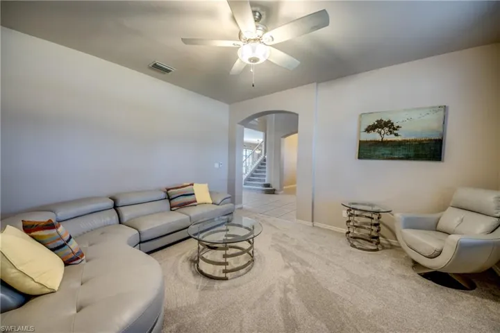 5601 Del Rio Ct, Cape Coral, Florida 33904