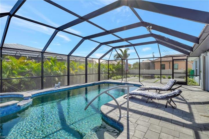 Custom Pool and Spa