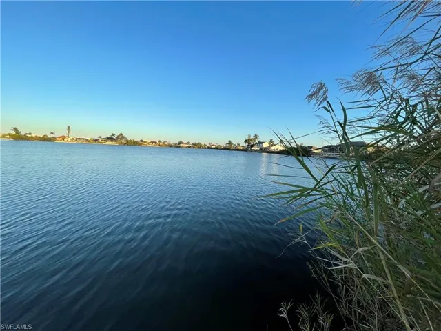 1701 Nw 14th Ave, Cape Coral, Florida 33993