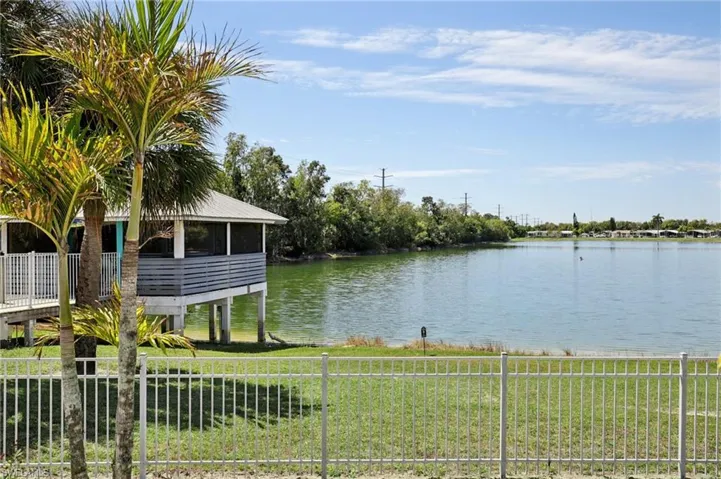 9806 Sugarberry Way, Fort Myers, Florida 33905