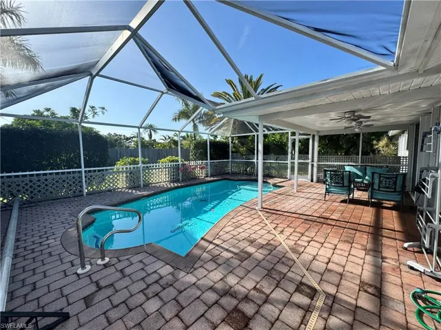 1027 Se 17th Ave, Cape Coral, Florida 33990