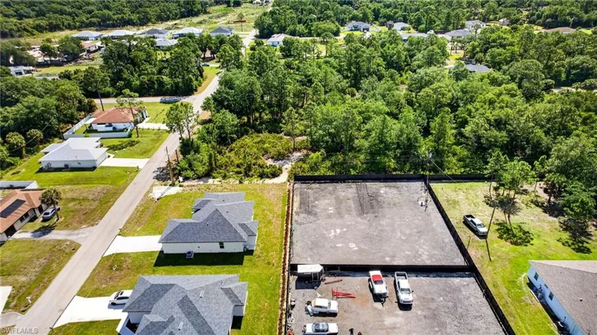 1402 E 7th  ST, Lehigh Acres, FL 33972