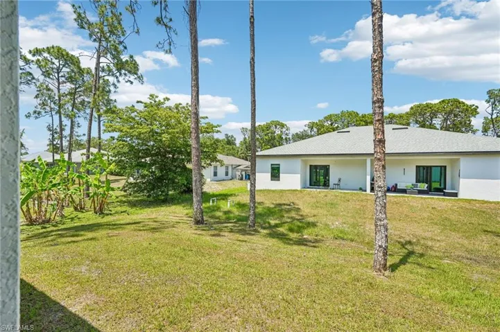 845-847  Meadow  RD, Lehigh Acres, FL 33973