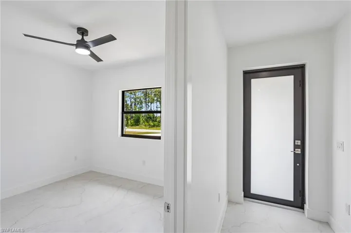 845-847  Meadow  RD, Lehigh Acres, FL 33973