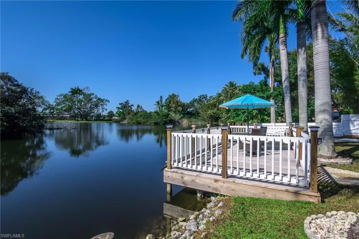 28 Constitution Dr, Naples, Florida 34112