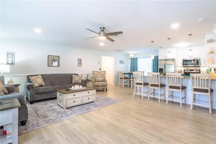 28 Constitution Dr, Naples, Florida 34112