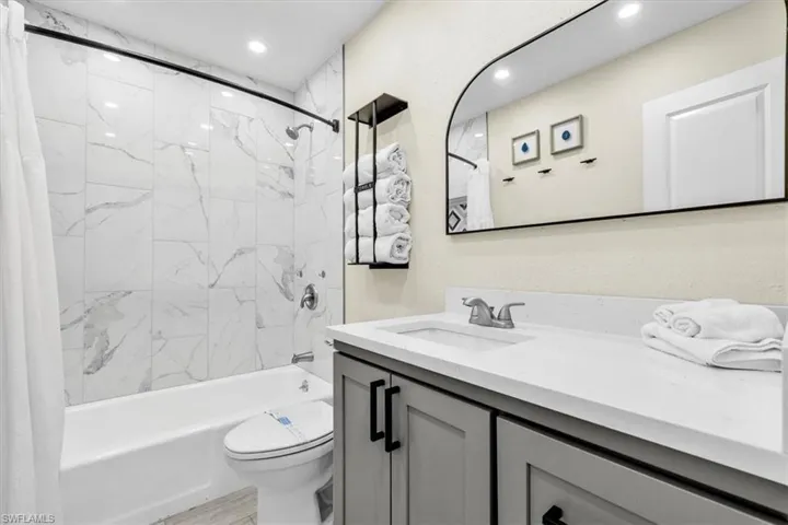 441 Tarpon Blvd Nw, Port Charlotte, Florida 33952